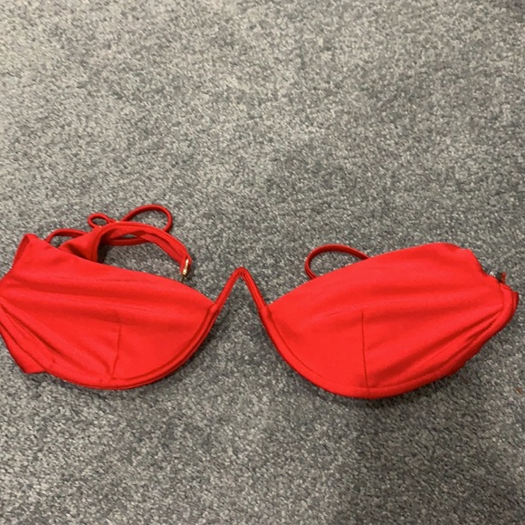 SAME V Underwire Bra - Picture 3 of 4